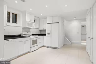 2107 Wyoming Ave NW, Washington, DC 20008 - Photo 22