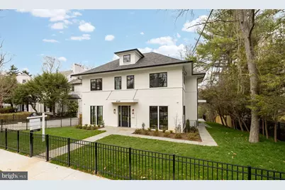 2733 Chesapeake Street NW, Washington, DC 20008 - Photo 2