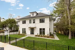 2733 Chesapeake St NW, Washington, DC 20008 - Photo 2