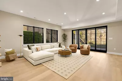 2733 Chesapeake Street NW, Washington, DC 20008 - Photo 80