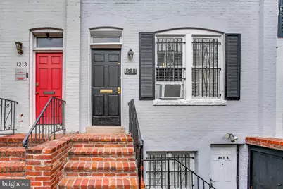1211 33rd Street NW #1, Washington, DC 20007 - Photo 2