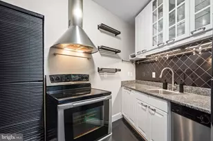 3120 R St NW, Washington, DC 20007 - Photo 8