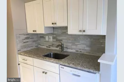 4301 Massachusetts Avenue NW #3011, Washington, DC 20016 - Photo 2