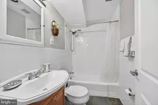 4840 MacArthur Blvd NW, Washington, DC 20007 - Photo 14