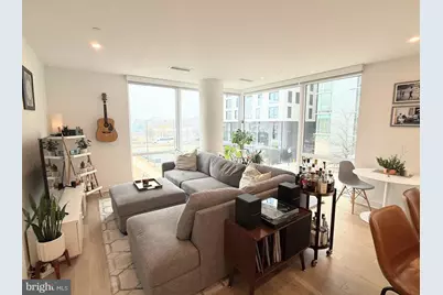 37 L SE #302, Washington, DC 20003 - Photo 1