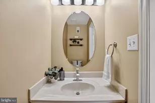 2502 18th St NE, Washington, DC 20018 - Photo 12