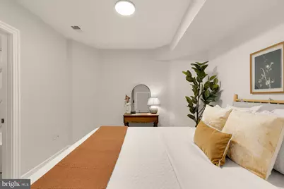 647 G SE #1, Washington, DC 20003 - Photo 24