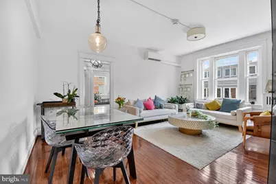 2009 Belmont Road NW #303, Washington, DC 20009 - Photo 2