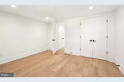2026 37th Street NW, Washington, DC 20007 - Photo 32