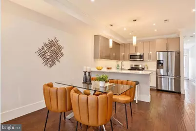 1711 D Street SE #2, Washington, DC 20003 - Photo 4