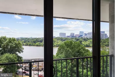 2700 Virginia Ave NW #911, Washington, DC 20037 - Photo 4
