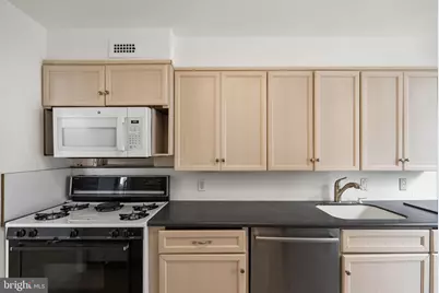 2700 Virginia Ave NW #911, Washington, DC 20037 - Photo 16