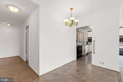 2700 Virginia Ave NW #911, Washington, DC 20037 - Photo 8