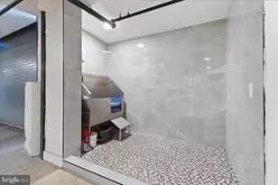 1028 Bladensburg Rd NE, Washington, DC 20002 - Photo 20