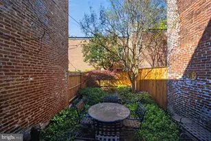 1002 Independence Ave SE, Washington, DC 20003 - Photo 12