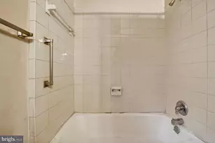 1002 Independence Ave SE, Washington, DC 20003 - Photo 22