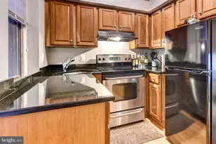1321 Fairmont St NW, Washington, DC 20009 - Photo 4