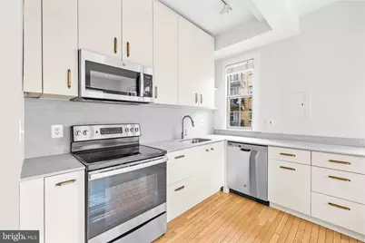 1401 Columbia Road NW #205, Washington, DC 20009 - Photo 6