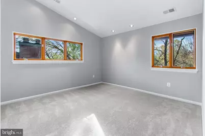5211 Macarthur Terrace NW, Washington, DC 20016 - Photo 28