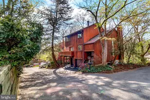 5211 MacArthur Terrace NW, Washington, DC 20016 - Photo 2