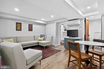 32 Farragut Place NW, Washington, DC 20011 - Photo 24