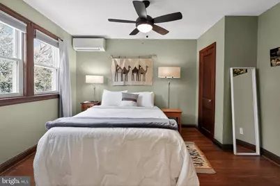 32 Farragut Place NW, Washington, DC 20011 - Photo 16