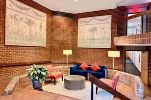 1099 22nd Street NW, Washington, DC 20037 - Photo 2