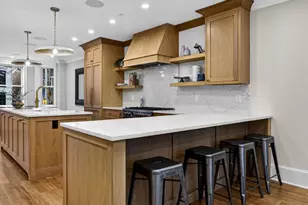 647 E St NE, Washington, DC 20002 - Photo 6
