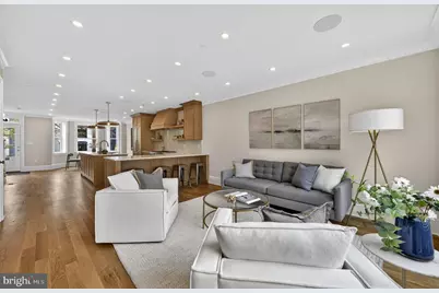 647 E Street NE, Washington, DC 20002 - Photo 8