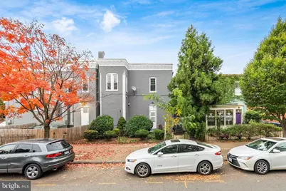 1101 C Street NE #B, Washington, DC 20002 - Photo 2