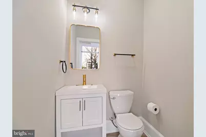 801 East Capitol Street SE, Washington, DC 20003 - Photo 6