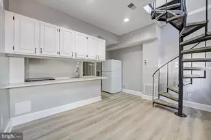 1213 12th St NW, Washington, DC 20005 - Photo 2