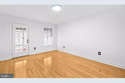 2420 NW I Street NW, Washington, DC 20037 - Photo 32