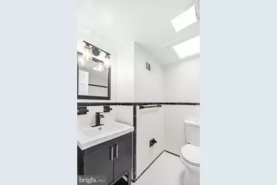 2420 NW I Street NW, Washington, DC 20037 - Photo 36