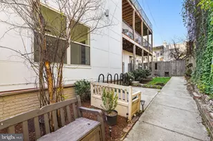 610 Newton Pl NW, Washington, DC 20010 - Photo 22