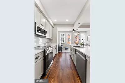 705 Kentucky Avenue SE, Washington, DC 20003 - Photo 12