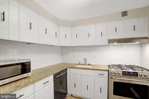 700 7th St SW, Washington, DC 20024 - Photo 16