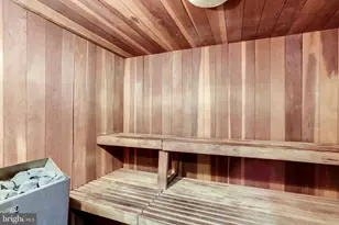 700 7th St SW, Washington, DC 20024 - Photo 40