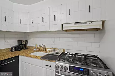 700 7th Street SW #311, Washington, DC 20024 - Photo 12