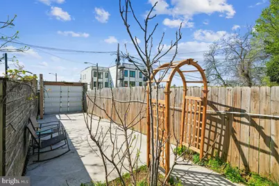 742 Irving Street NW, Washington, DC 20010 - Photo 4