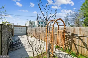 742 Irving St NW, Washington, DC 20010 - Photo 4