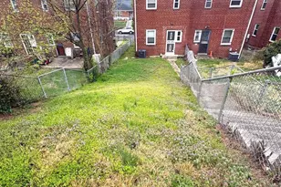 644 Burns St SE, Washington, DC 20019 - Photo 2