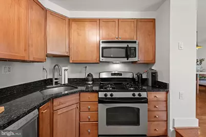 4840 Macarthur Boulevard NW #301, Washington, DC 20007 - Photo 14