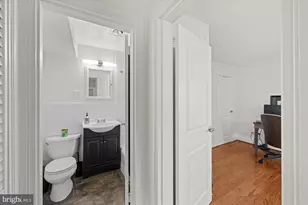 4840 MacArthur Blvd NW, Washington, DC 20007 - Photo 18