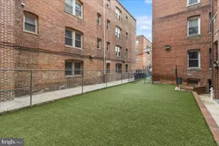 1458 Columbia Rd NW, Washington, DC 20009 - Photo 30