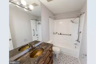 724 13th Street NE, Washington, DC 20002 - Photo 8