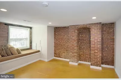 2721 NW Ontario Road NW #B, Washington, DC 20009 - Photo 6