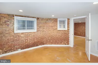 2721 NW Ontario Road NW #B, Washington, DC 20009 - Photo 16