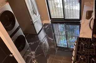 546 Hobart Pl NW, Washington, DC 20001 - Photo 8