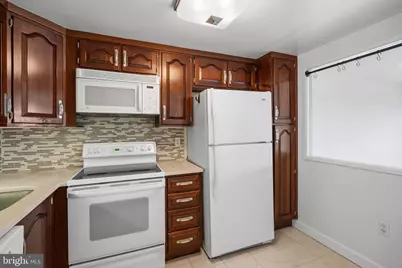 3101 New Mexico Avenue NW #817, Washington, DC 20016 - Photo 22